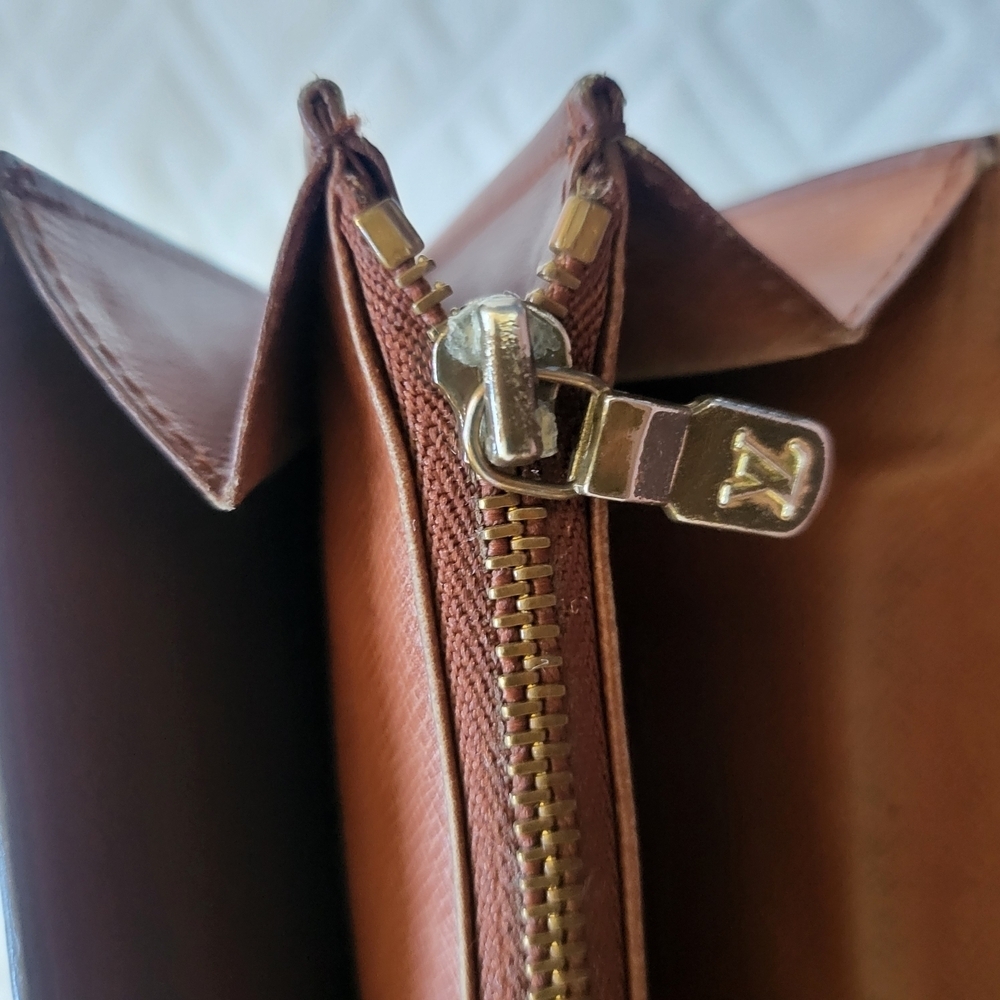 Louis Vuitton Monogram Brown Wallet - Picture 6 of 11